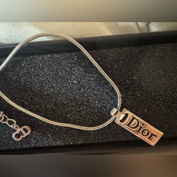 Christian Dior silver plated logo plate necklace w/box - Picture 5 of 7